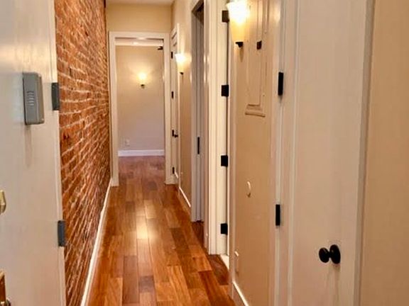 3rd image of 4260 Broadway APT 610