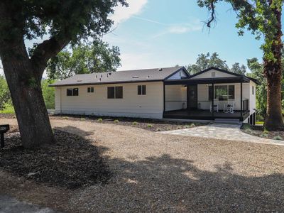 17231 E Trimmer Springs Rd, Sanger, CA, 93657