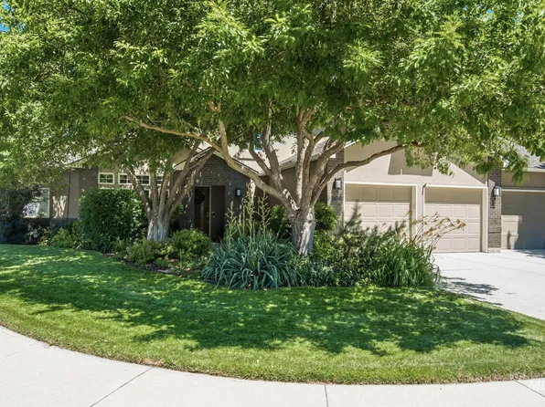 1294 E Versailles Ct, Boise, ID 83706