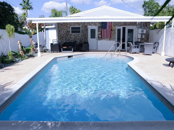 29 NE 3rd Street, Dania Beach, FL 33004