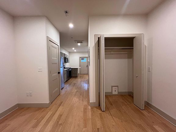 2nd image of 1828 Westminster St #6
