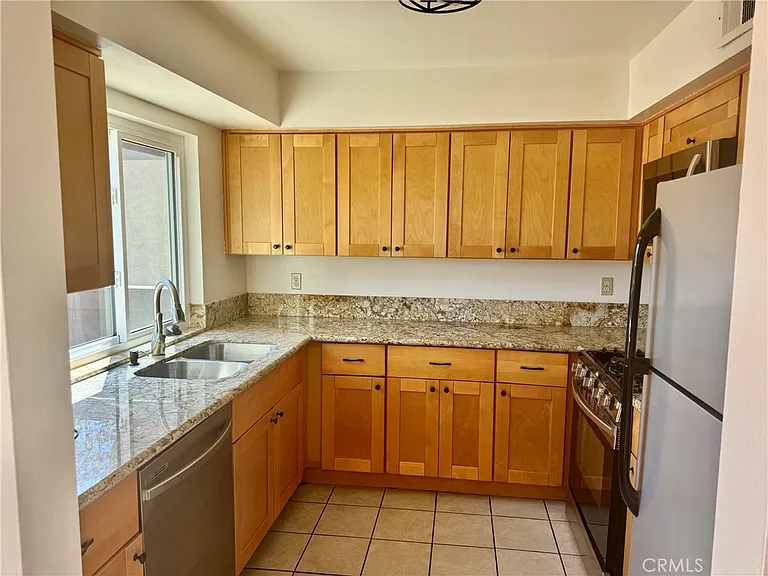 9362 Shadowood Dr #G — Photo 7