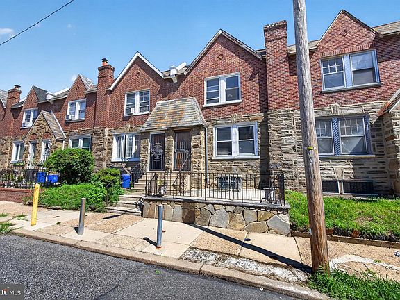 4th image of 115 Widener St