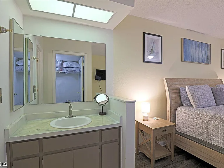 15178 Parkside Dr #103 — Photo 38
