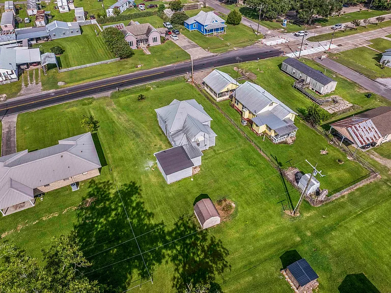 409 Arthur Ave — Photo 20