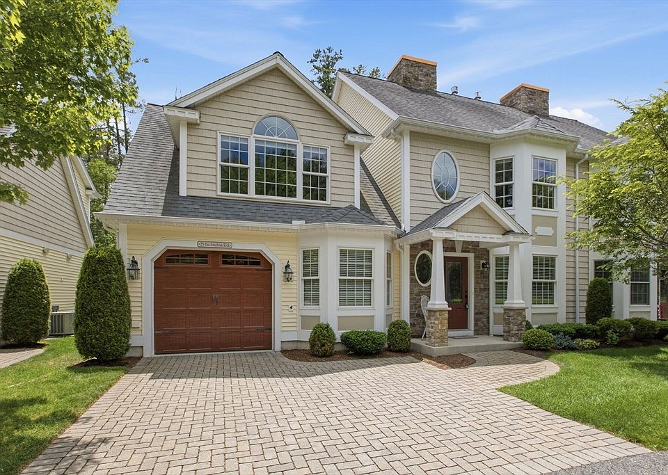 1st image of 25 Buckingham Rd #25
