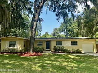 1634 Holly Oaks Lake Rd W, Jacksonville, FL 32225