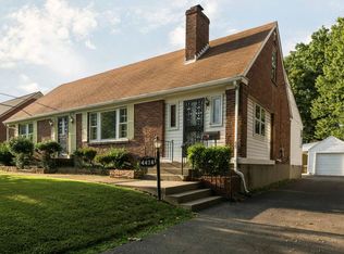 4426 Blenheim Rd, Bellewood, KY 40207