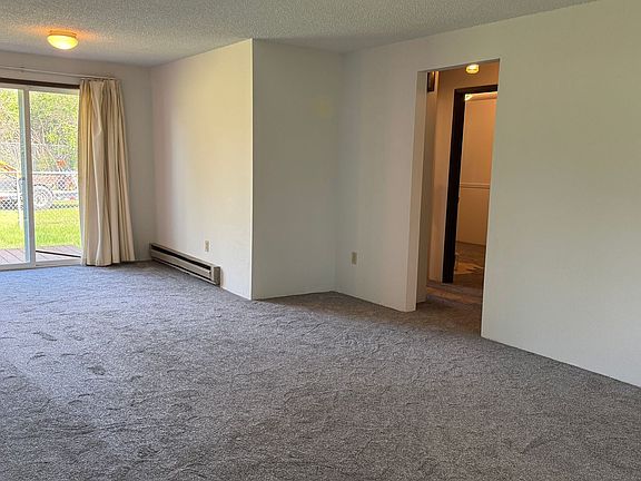 2nd image of 727 8th St NE