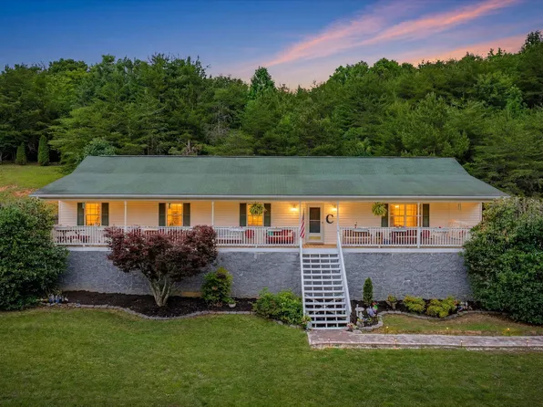 437 Neal Dr, Bluff City, TN 37618