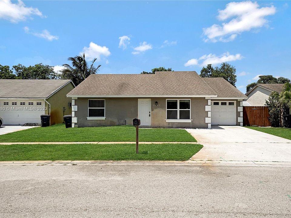 1st image of 5445 Oakbranch Dr