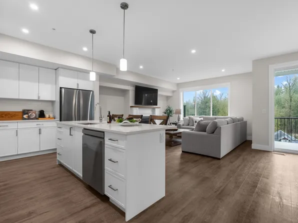 35247 Straiton Rd #7, Abbotsford, BC V2S 7Z1