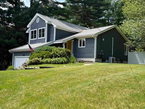 26 PHEASANT Lane, Manchester, NH 03109