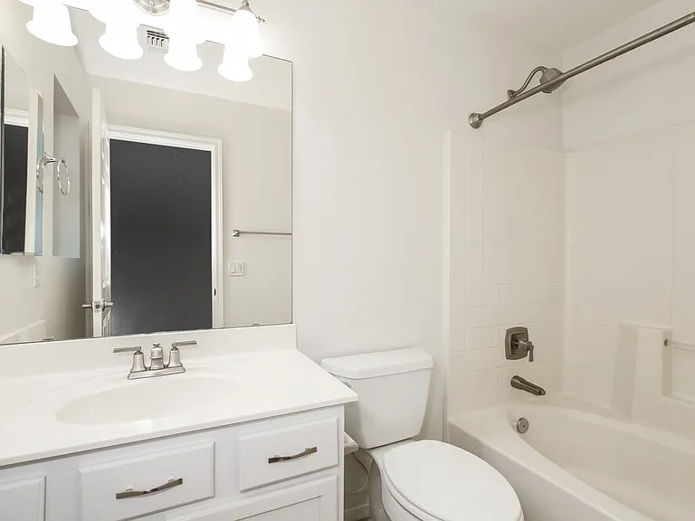 15434 W Gelding Dr — Photo 14