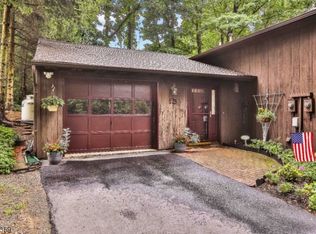 15 Spring Ave, Sparta, NJ 07871