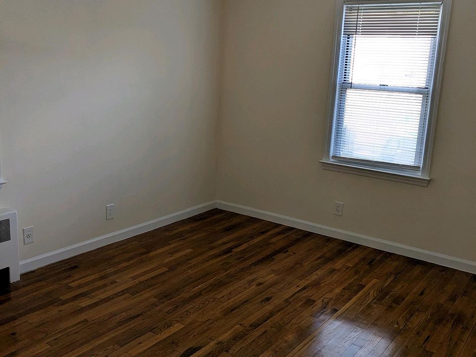 1st image of 680 King St