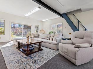 63 Shaker St, Sutton, NH 03257