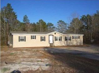 8846 Dorothy Farris Rd, Southport, FL 32409