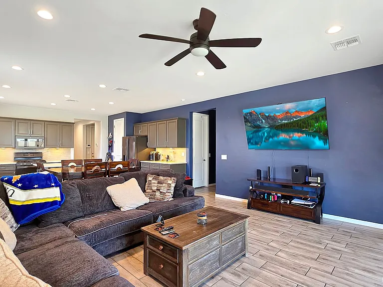 15650 W Morning Glory St — Photo 10
