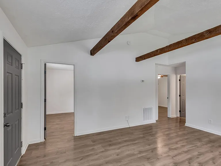 2601 Morganmeade Dr — Photo 5