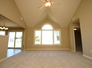 402 Rockwell Ave, Roanoke, IN 46783