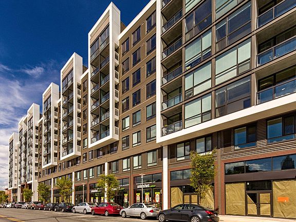 3rd image of 1901 Callowhill St APT 618