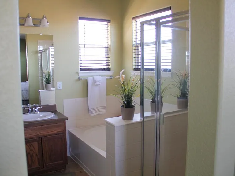 1974 Fairway Pointe Dr — Photo 36