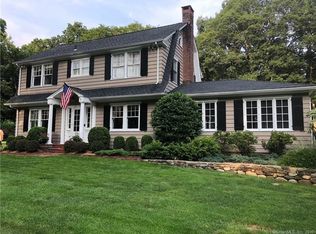 821 Oakwood Rd, Orange, CT 06477