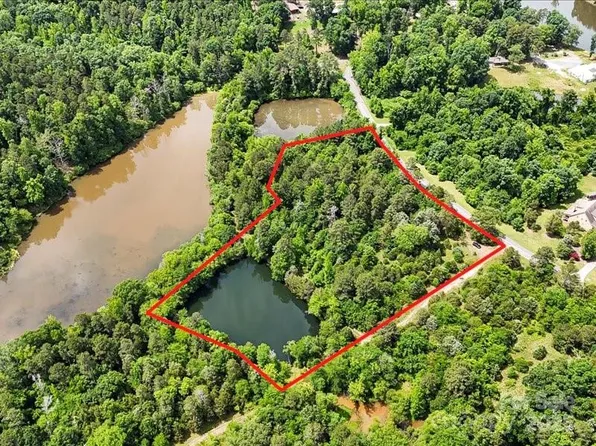 908 Lake Lynn Rd, Kannapolis, NC 28025