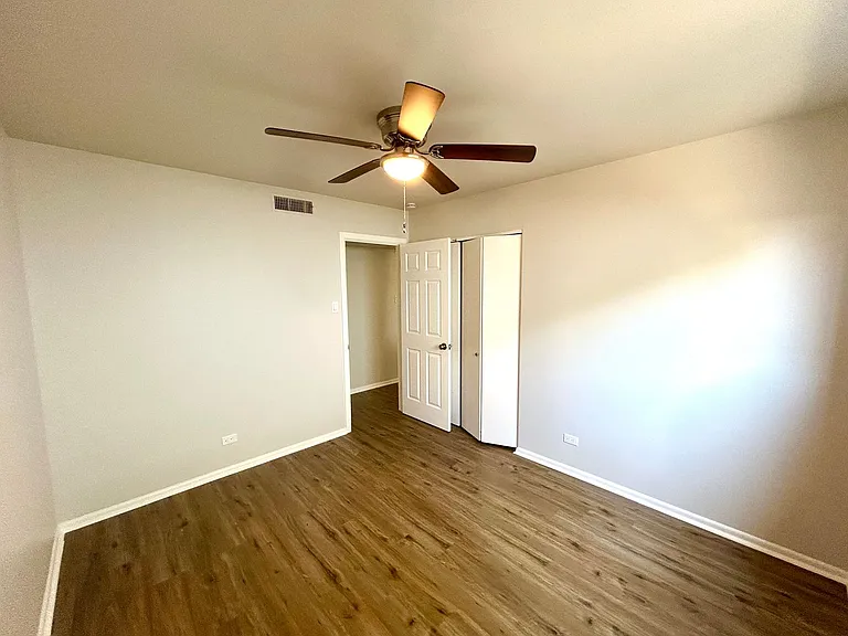 116 Roundtree Dr — Photo 10