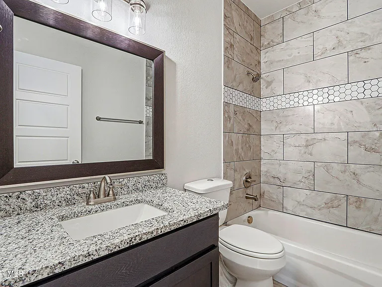 14801 Mike A Mendoza Ave — Photo 20
