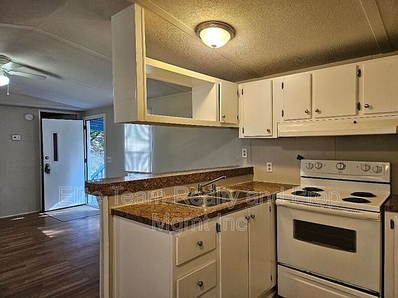 3rd image of 776 Montgomery Dr Lot 9