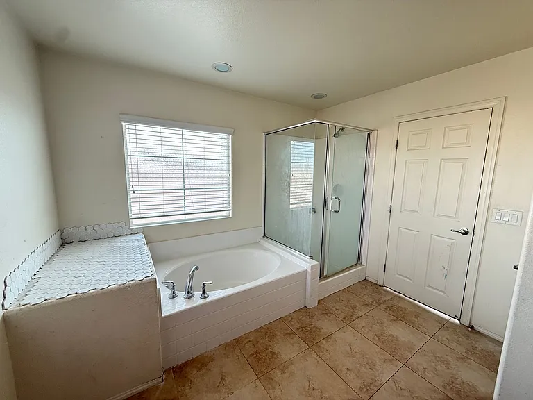 4957 Harold St — Photo 13