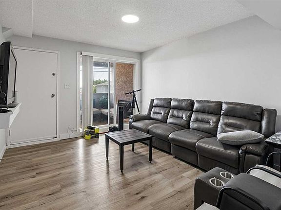 3rd image of 3726 E Centre St NE #13