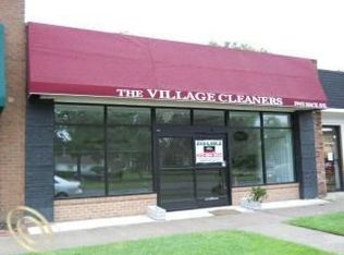 19443 Mack Ave, Grosse Pointe Woods, MI 48236