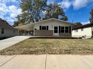 909 N Taylor Ave, Crystal City, MO 63019