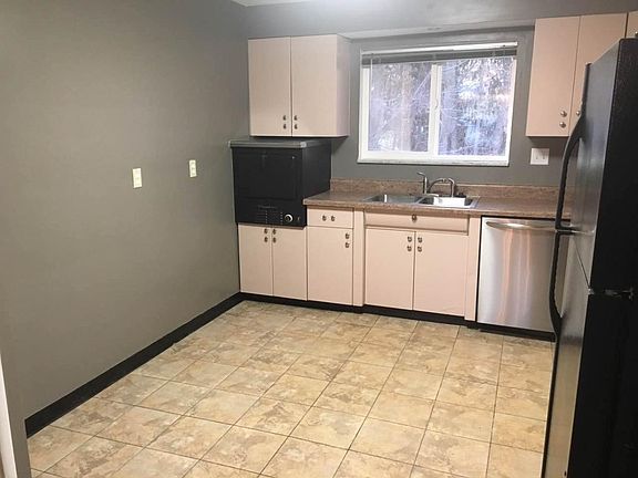 5th image of 1357 Foxboro Dr