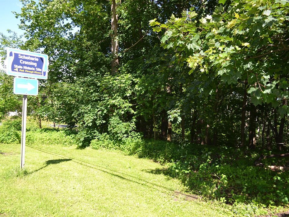 2nd image of Mohawk Dr