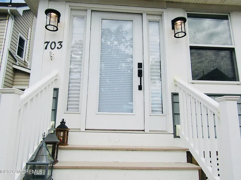703 Central Ave — Photo 2