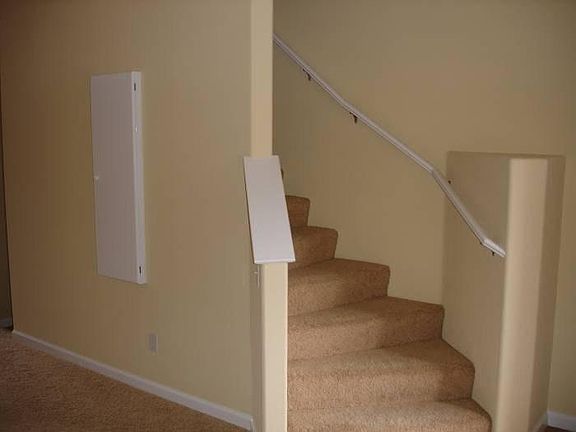 Stairway to Bedrooms