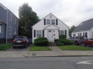 374 Sharon St, Providence, RI 02908