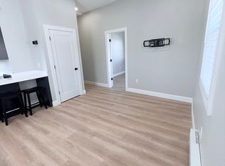 73 Winn St #6, Woburn, MA 01801