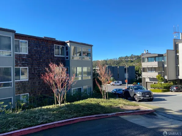 255 Red Rock Way APT 307H, San Francisco, CA 94131