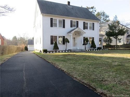 2nd image of 296 Eddy Glover Blvd #1