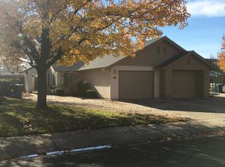 4463 Lynbrook Loop APT 1, Redding, CA 96003