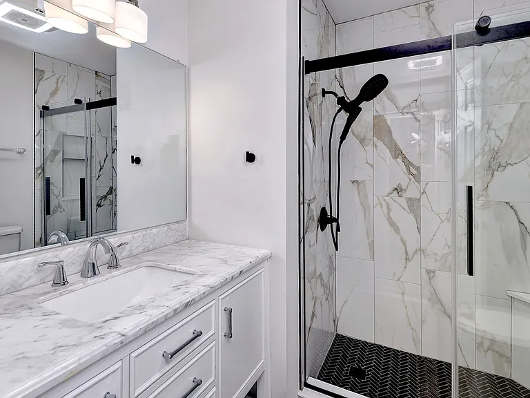 106 Harrops Gln — Photo 32