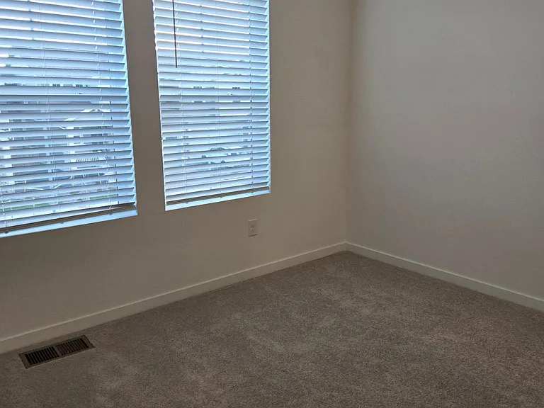 669 McGeal Pl — Photo 11