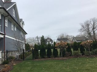 215 Ludlow Ave, Spring Lake, NJ 07762