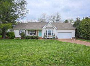 2818 Rachel Ln, Thompsons Station, TN 37179