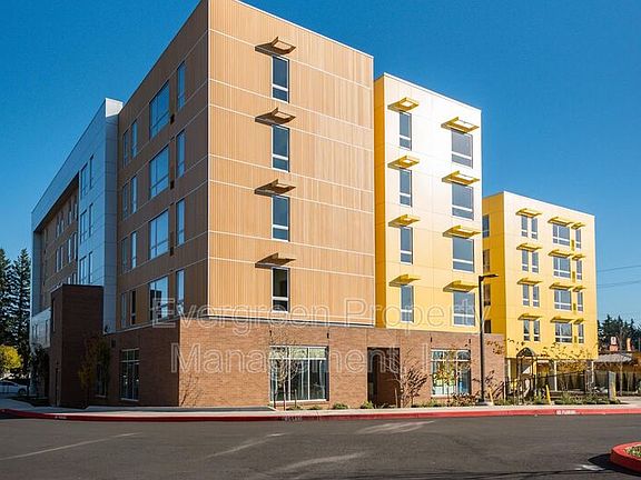 3rd image of 459 SE 192nd Ave APT 304